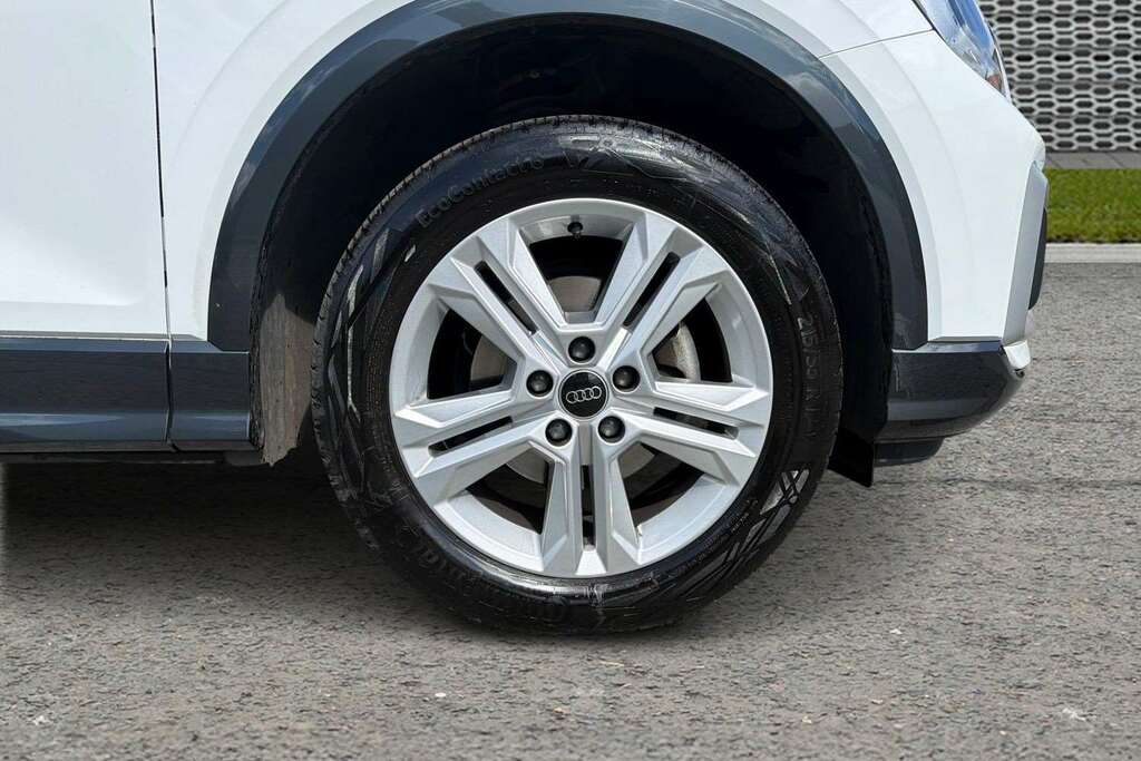 Audi Q2 30 Tfsi 116 Sport 2024 BG24TKY White #5
