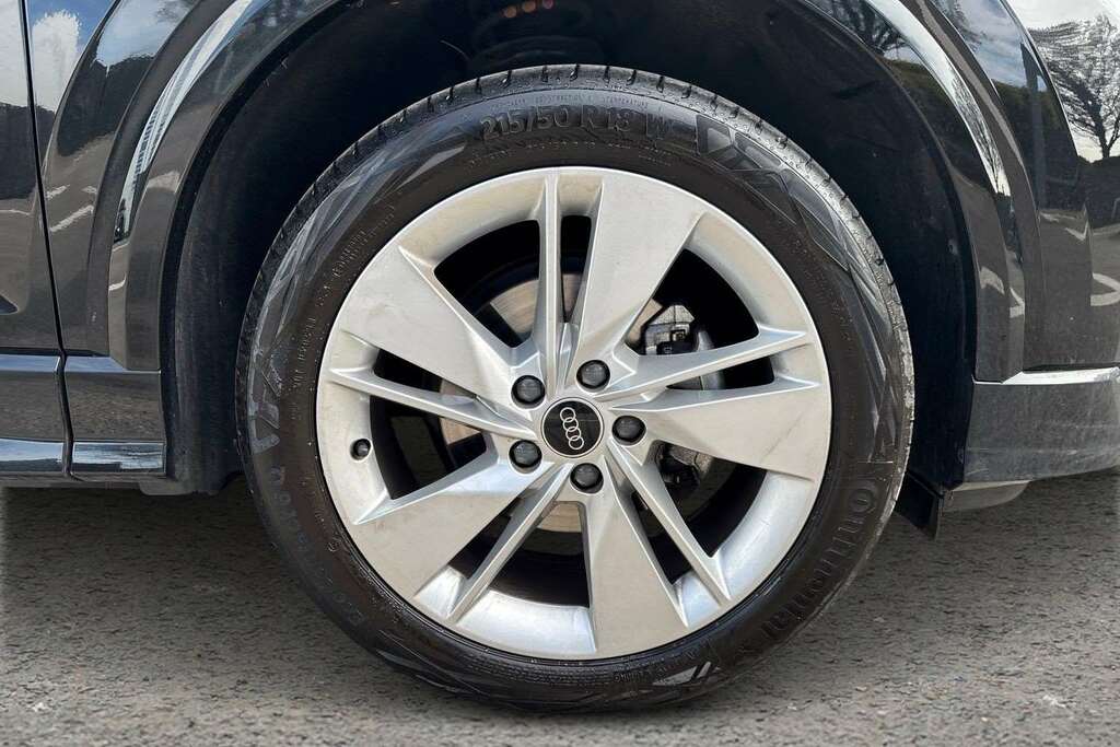 Audi Q2 30 Tfsi 116 S Line 2025 MV75LNR Black #5