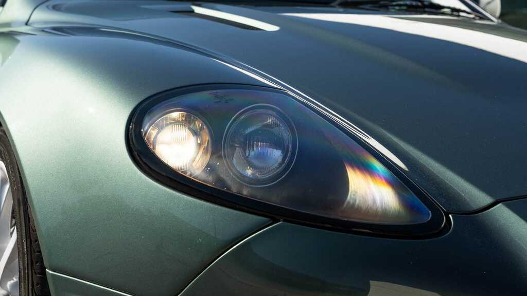 Aston Martin Vanquish 5.9 Coupe Silver #15