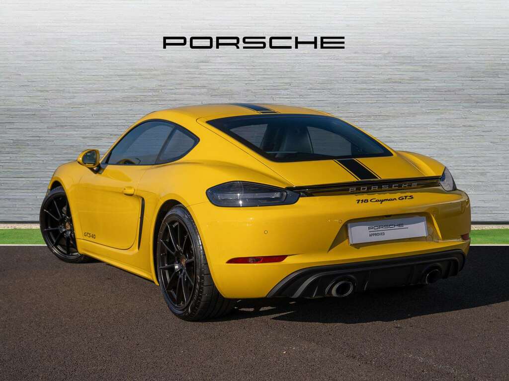Porsche 718 Cayman Cayman Gts 4.0 2025 Yellow #2