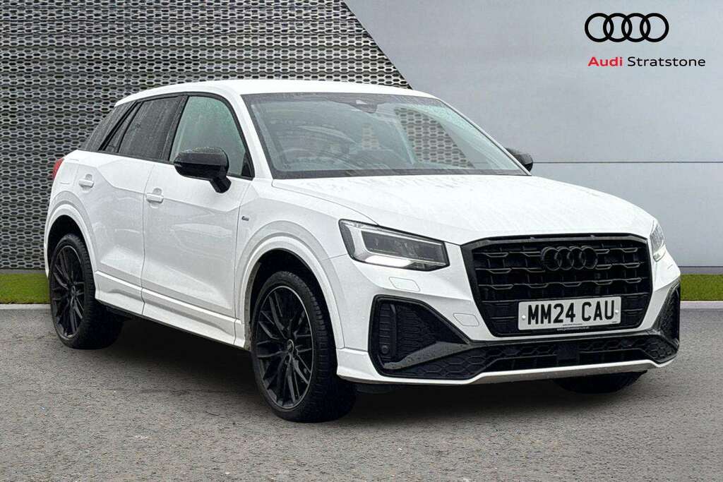 Audi Q2 30 Tfsi 116 Black Edition 2024 White