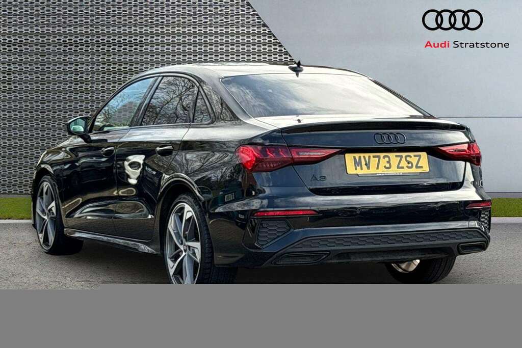 Audi A3 35 Tfsi Black Edition S Tronic 2023 MV73ZSZ Black #3