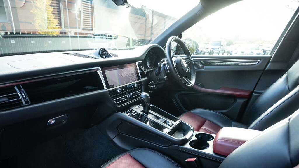Porsche Macan S S-a 2021 MF71AVT Black #5