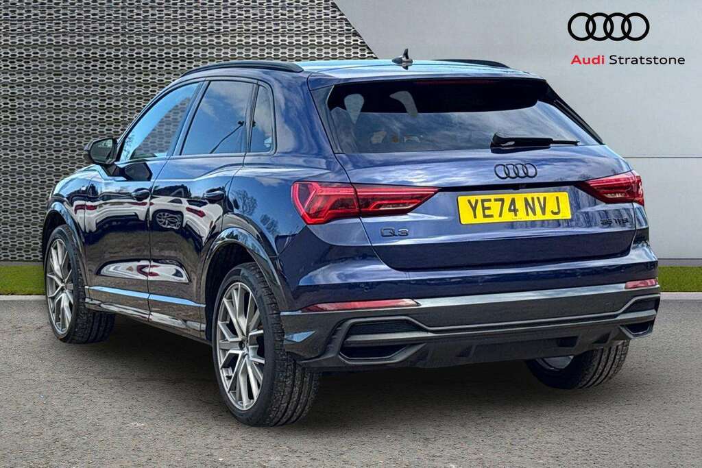 Audi Q3 35 Tfsi Black Edition S Tronic Tech Pro 2024 YE74NVJ Blue #3