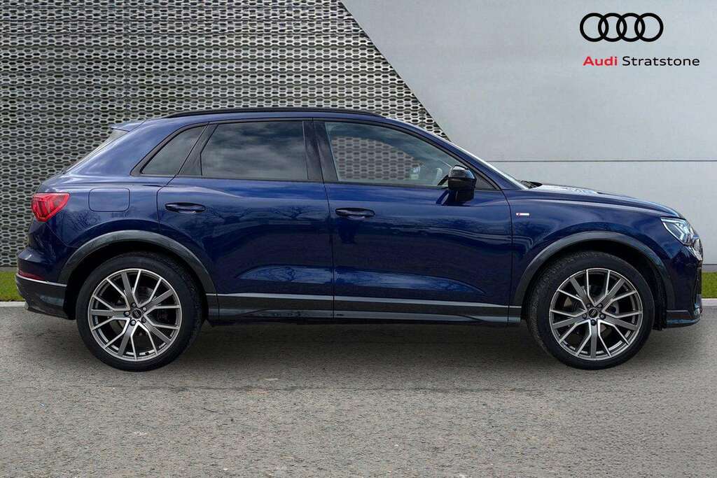 Audi Q3 35 Tfsi Black Edition S Tronic Tech Pro 2024 YE74NVJ Blue #4