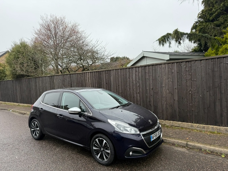 Peugeot 208 Allure Premium Blue #4