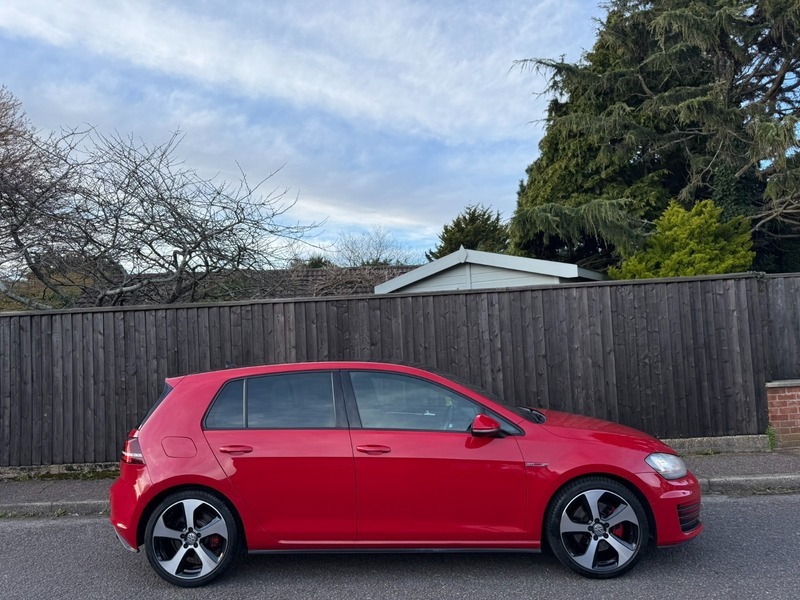 Volkswagen Golf Gti Red #2