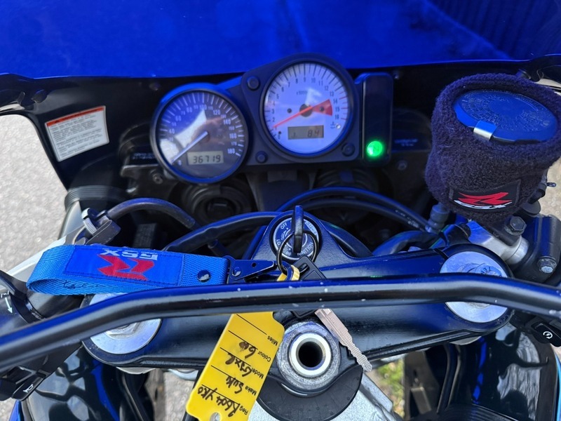 Suzuki  750 W F.inj Blue #4