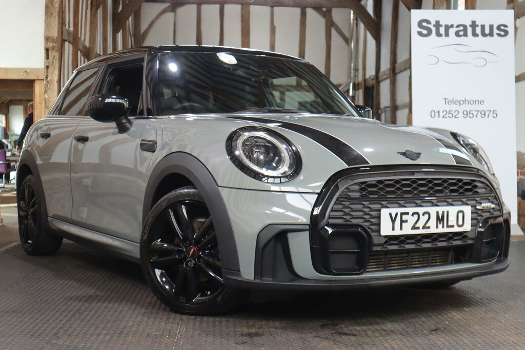 Mini Hatch 1.5 Cooper Sport Steptronic Euro 6 S S Grey