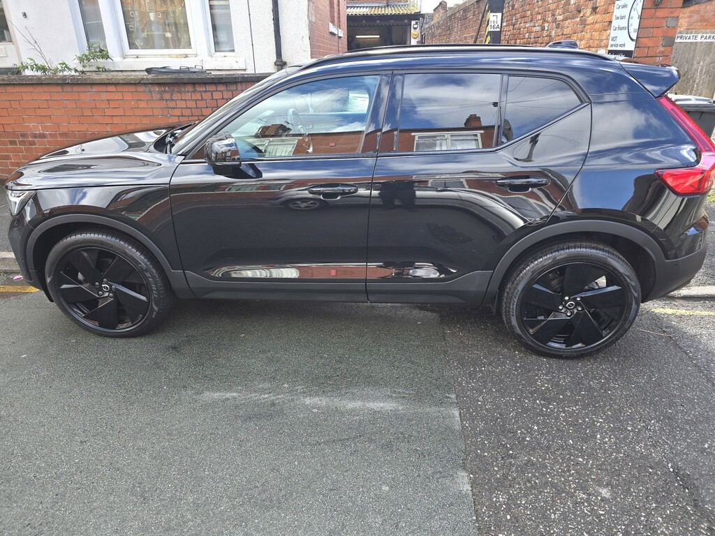 Volvo XC40 Suv 2.0 Black Edition Ultra B4 197 Hp 2025 RE25KMX Black #2