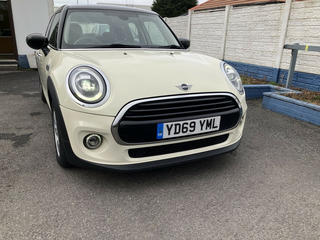 Mini Hatch Hatchback 1.5 5-Door Hatch Cooper Classic 201969 YD69YML White #6