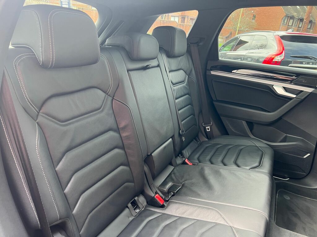 Volkswagen Touareg 2023 3.0 Tdi V6 Black Edition HN23ZVV Black #5