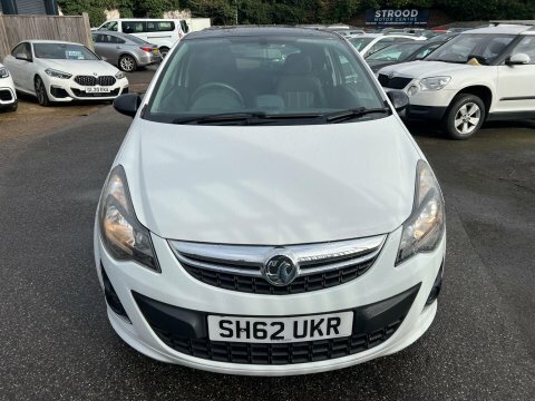 Vauxhall Corsa 1.2 16V Limited SH62UKR White #2