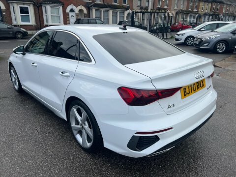 Audi A3 1.5 Tfsi 35 BJ70RAX White #3
