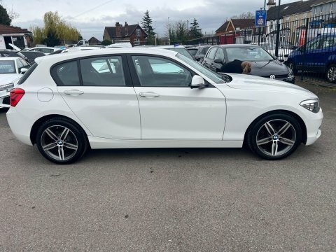 BMW 1 Series 1.5 118I Sport MT17SDO White #6