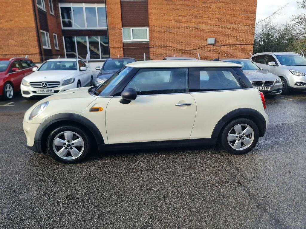 Mini Hatch 1.2 One Euro 6 Ss BC15UDZ White #4