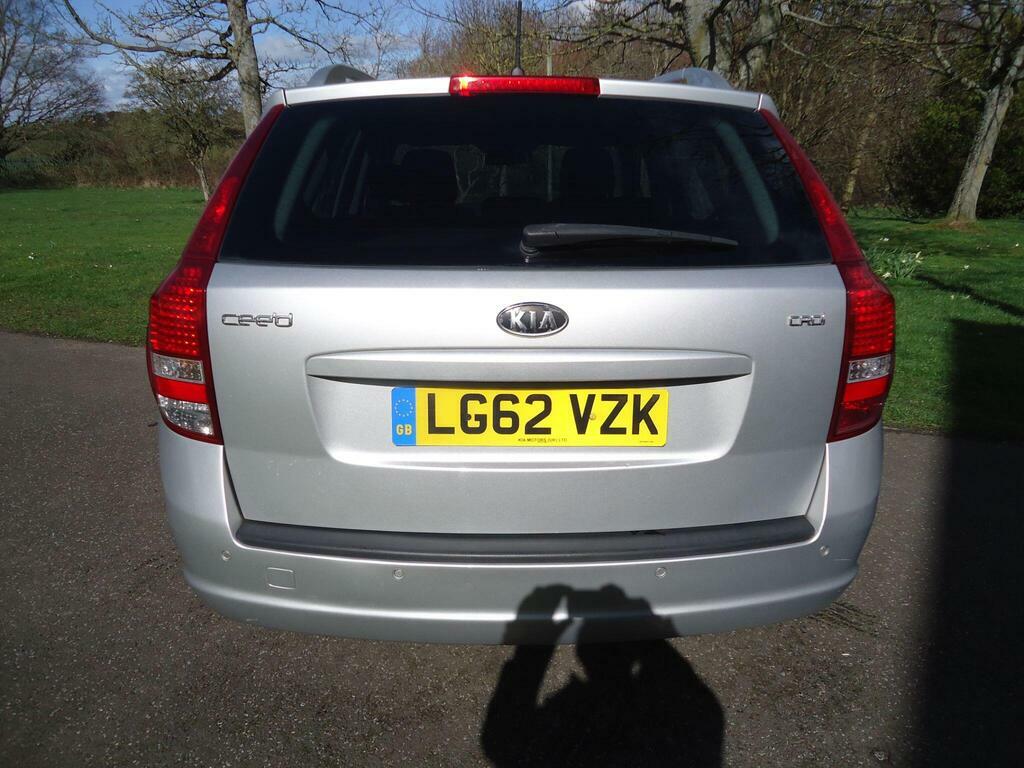 Kia Ceed 1.6 Crdi 3 Sports Wagon Euro 5 LG62VZK Silver #6