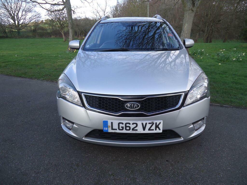 Kia Ceed 1.6 Crdi 3 Sports Wagon Euro 5 LG62VZK Silver #5