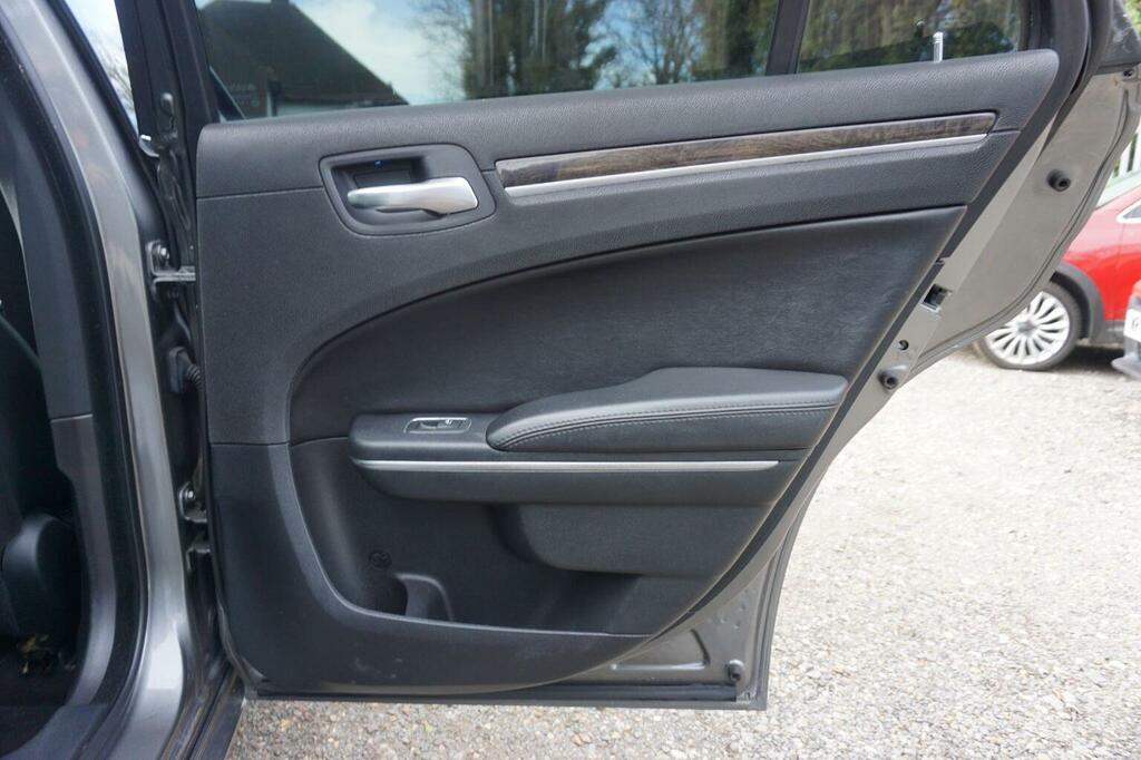 Chrysler 300C 300C Executive Crd Grey #19