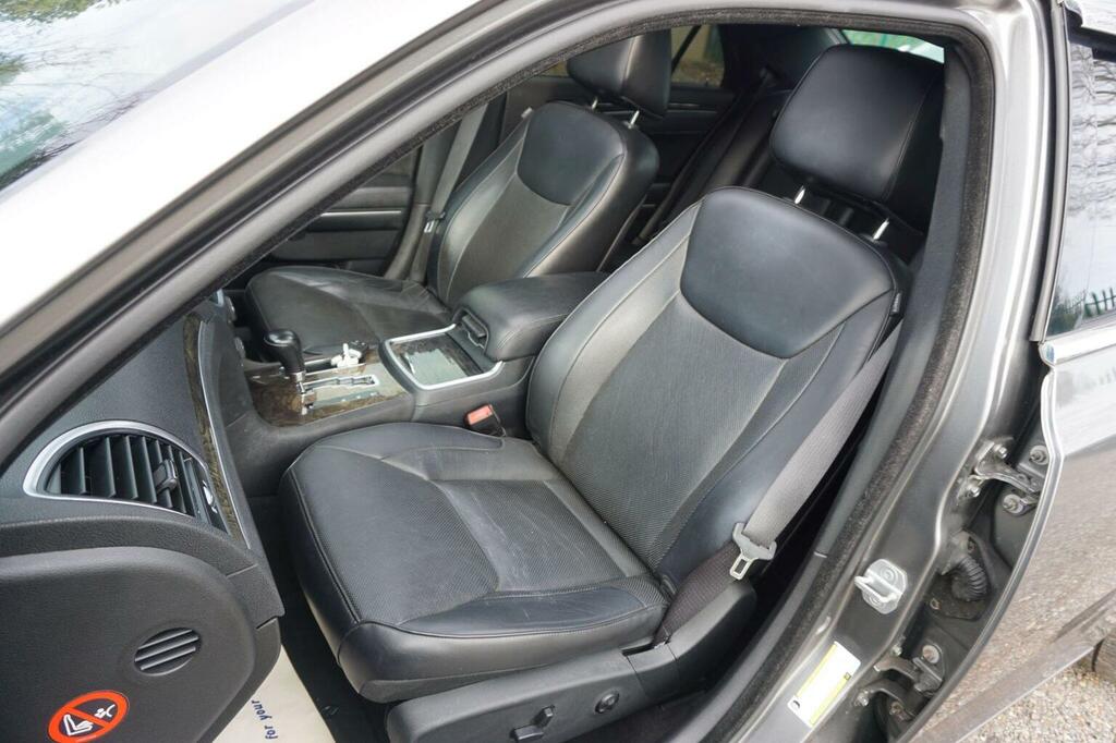 Chrysler 300C 300C Executive Crd Grey #18