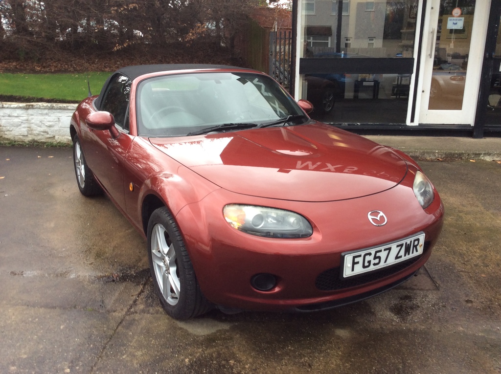 Mazda MX-5 2.0I 2dr Red