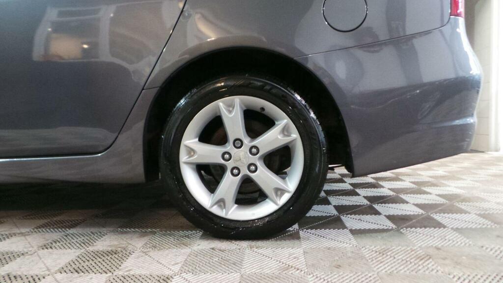 Mitsubishi Grandis 2.0 Di-d Equippe Black #7