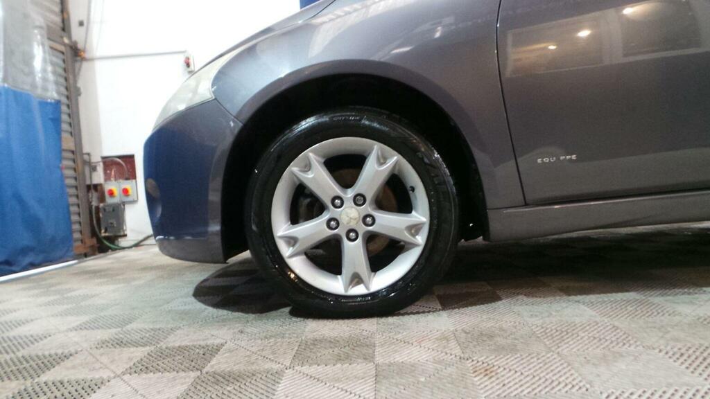 Mitsubishi Grandis 2.0 Di-d Equippe Black #6