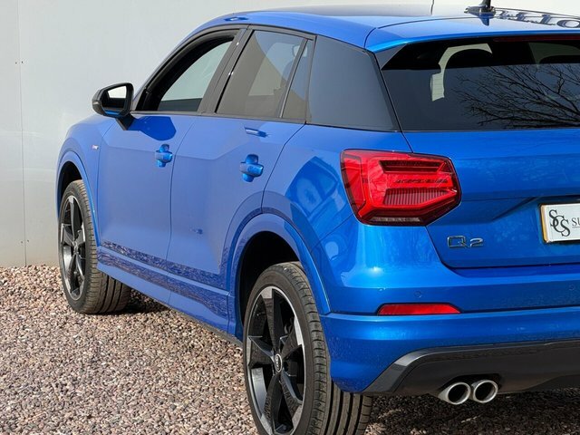 Audi Q2 Tfsi Cod 35 Black Blue #11