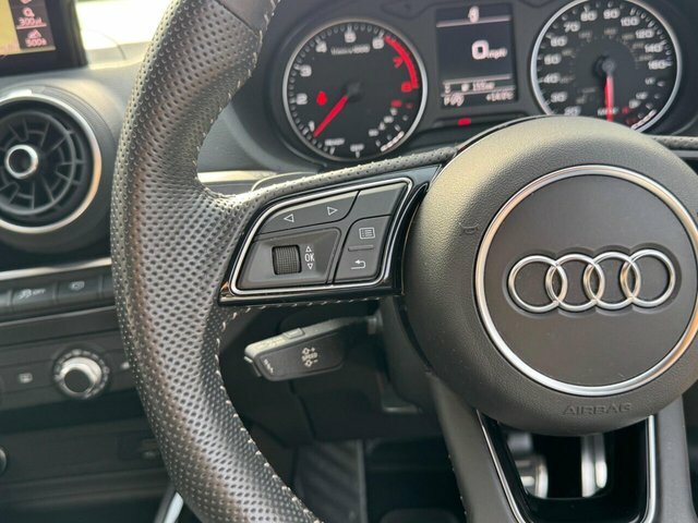 Audi Q2 Tfsi Cod 35 Black Blue #44