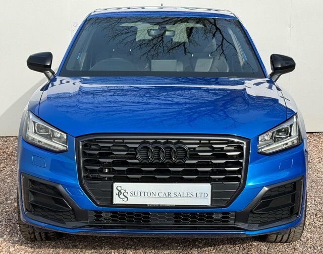 Audi Q2 Tfsi Cod 35 Black Blue #3