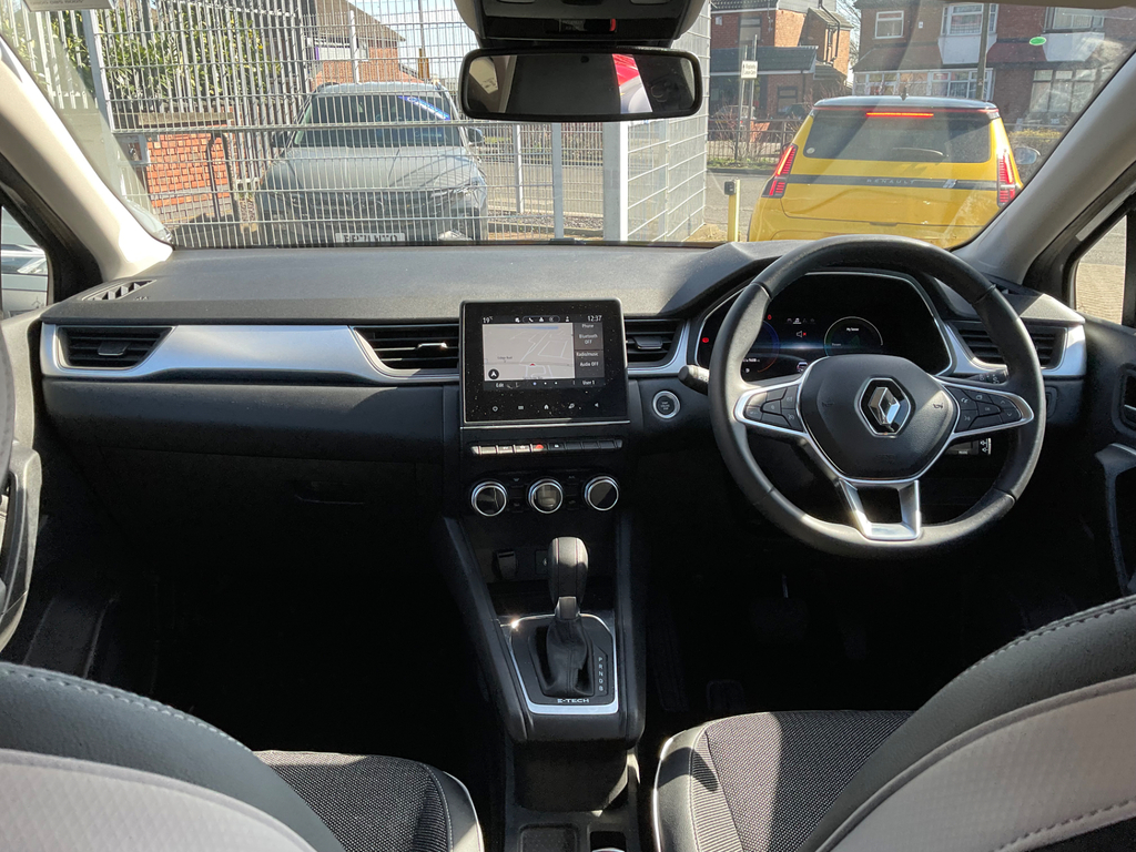 Renault Captur 1.6 E Tech 9.8Kwh Techno Suv Plug In Hy MT73AYV #2