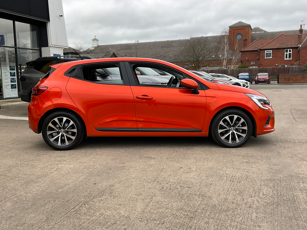 Renault Clio 1.6 E Tech Iconic Edition Hatchback Hyb BV72UES  #4