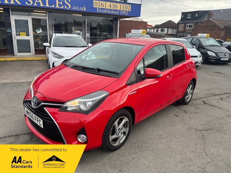 Toyota Yaris 1.5 Vvt-h Icon Hatchback MK66FPC Red #3