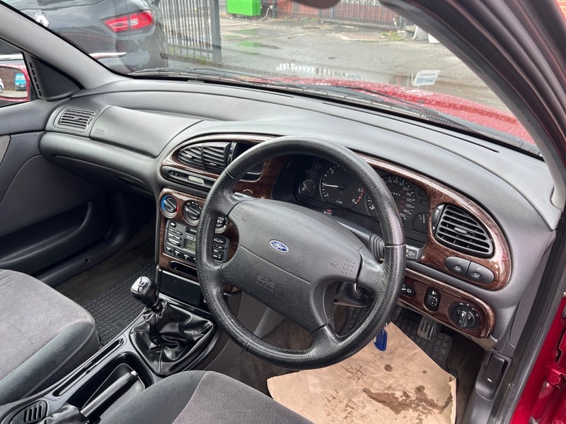 Ford Mondeo 2.5 V6 St-24 Red #22