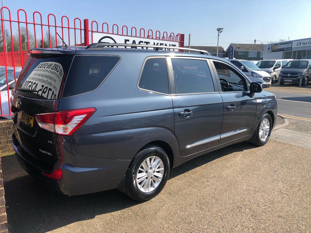 SsangYong Turismo 2.0 E-xdi Es Mpv T-tronic Euro 5 155 P Grey #6