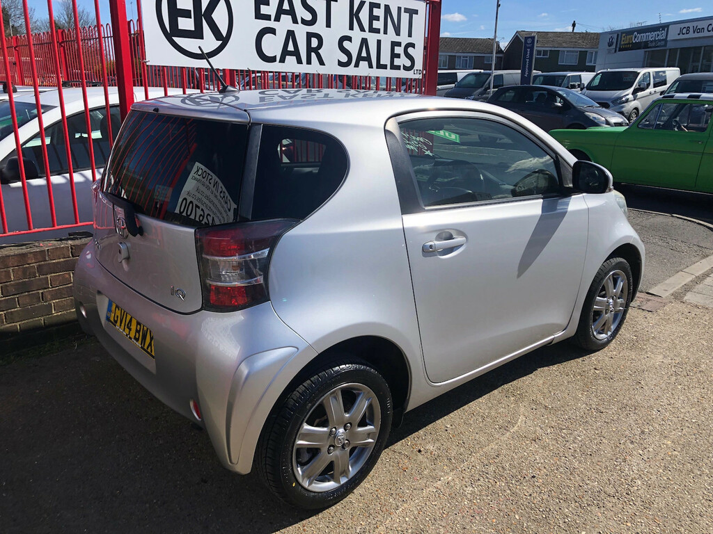 Toyota IQ 1.0 Vvt-i 2 Hatchback Euro 5 68 Silver #6