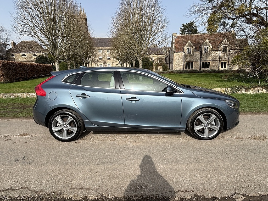 Volvo V40 T4 Se U556508 Blue #5