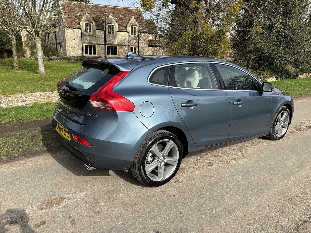 Volvo V40 T4 Se U556508 Blue #6