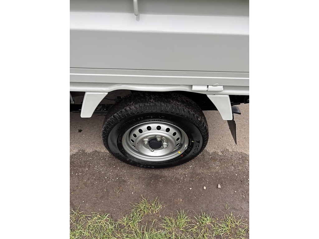 Mitsubishi  Dropside Pick Up Silver #8