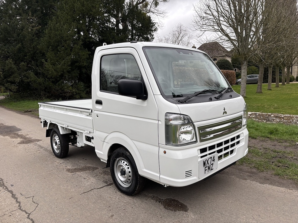 Mitsubishi  Dropside Pick Up Silver #2