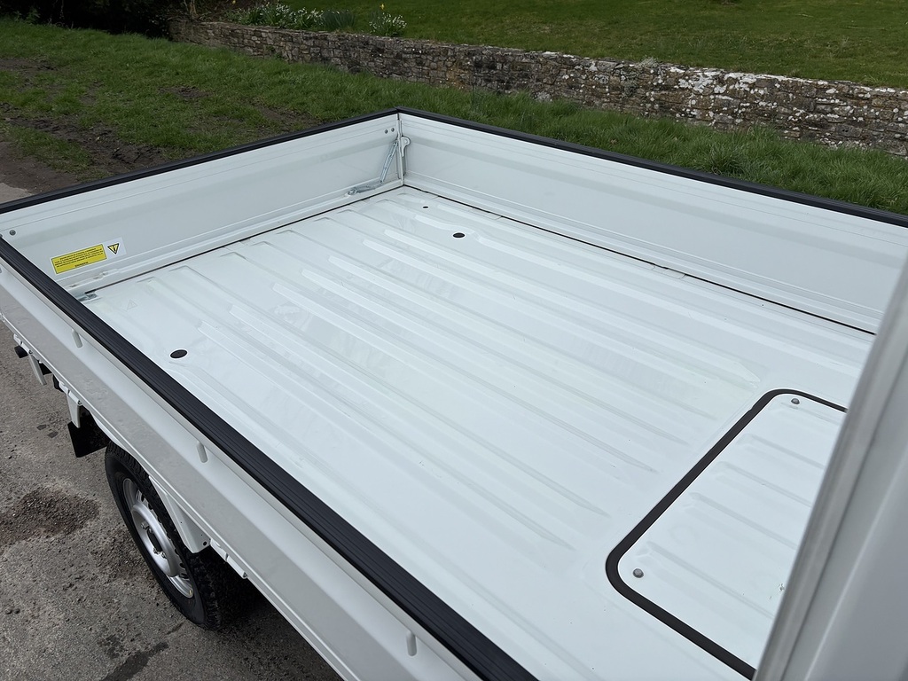Mitsubishi  Dropside Pick Up Silver #11