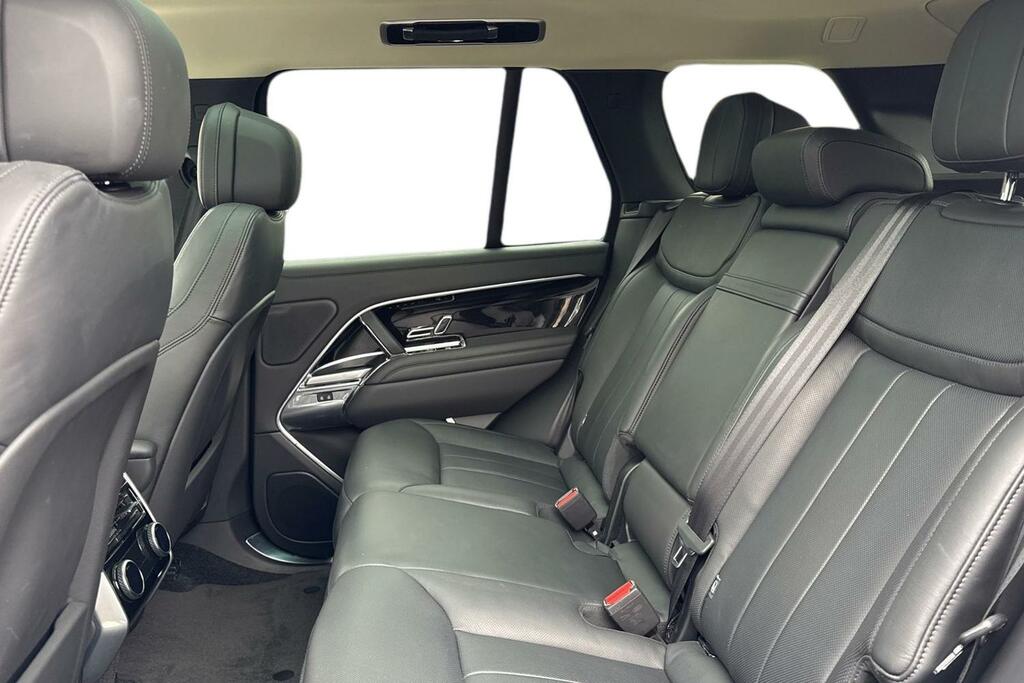 Land Rover Range Rover 3.0 D300 Hse KO73RWX Black #4