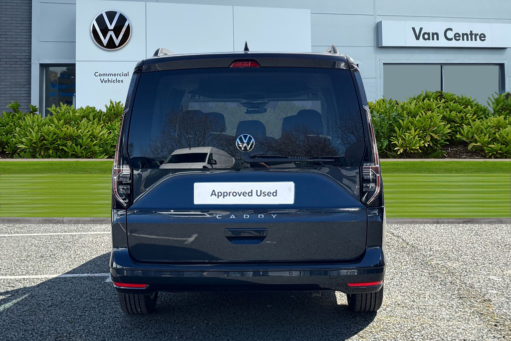Volkswagen Caddy Maxi Life 2.0 Tdi Life Mpv Dsg Euro 6 Ss 122 Blue #4