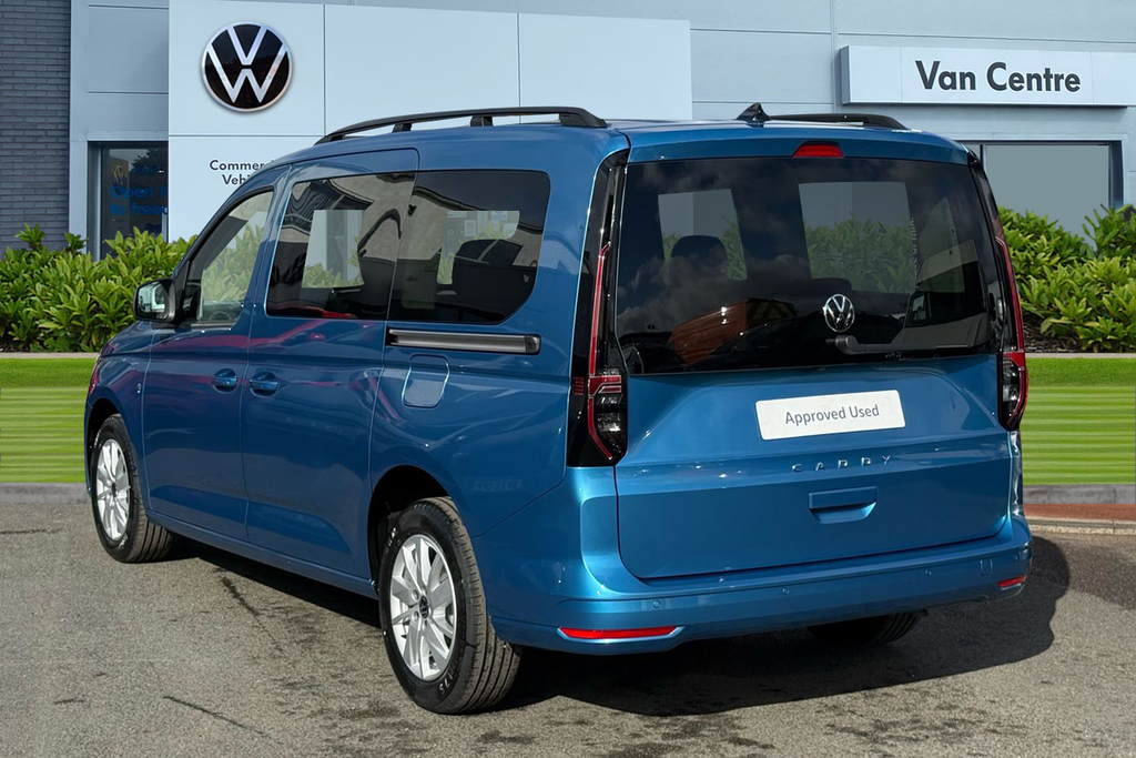 Volkswagen Caddy Maxi Life 2.0 Tdi 122 Life Dsg 7 Seats Blue #2
