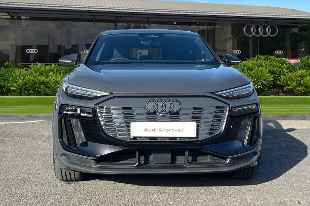 Audi Q6 E-Tron Q6 Suv Edition 1 E-tron Quattro 285,00 Kw PJ75EAA Grey #5