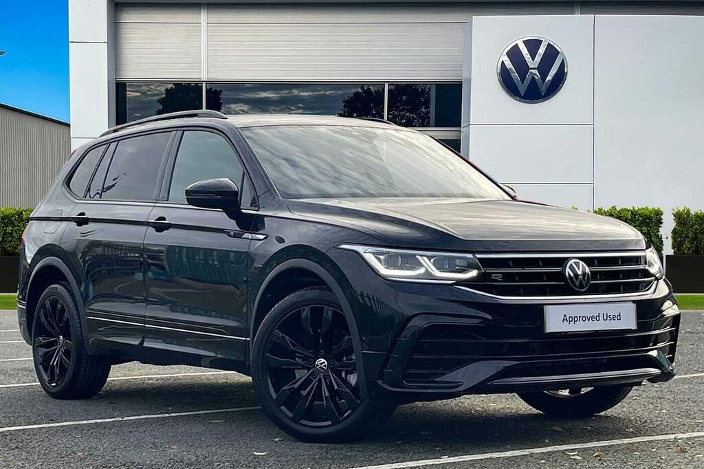 Volkswagen Tiguan Allspace 2.0Tdi 200 R-line 4M Dsg Factory Towbar, Black St Black