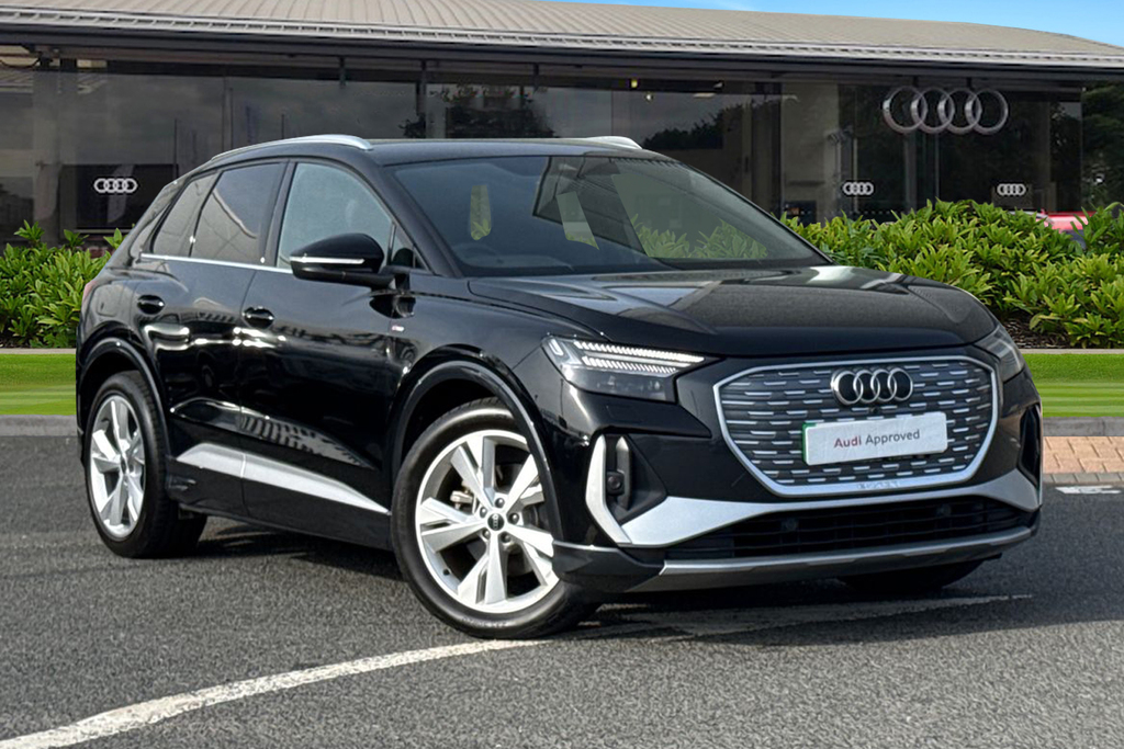 Audi Q4 E Tron Q4 S Line 35 E-tron 125,00 Kw PX75XRP Black