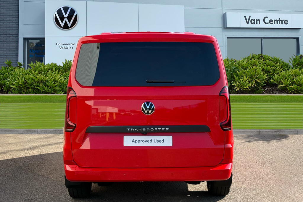 Volkswagen Transporter 2.0 Tdi 150Ps Commerce Pro Kombi Van BV26OOC Red #4