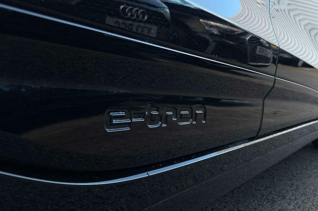 Audi A6 E-tron Avant Avant Edition 1 E-tron Performance 270,00 Kw White #40