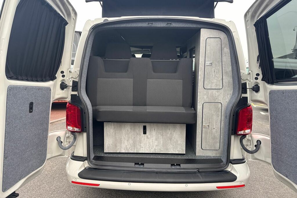 Volkswagen Transporter 2.0 Tdi 110 Highline 4 Berth Camper ML73FOU Grey #6